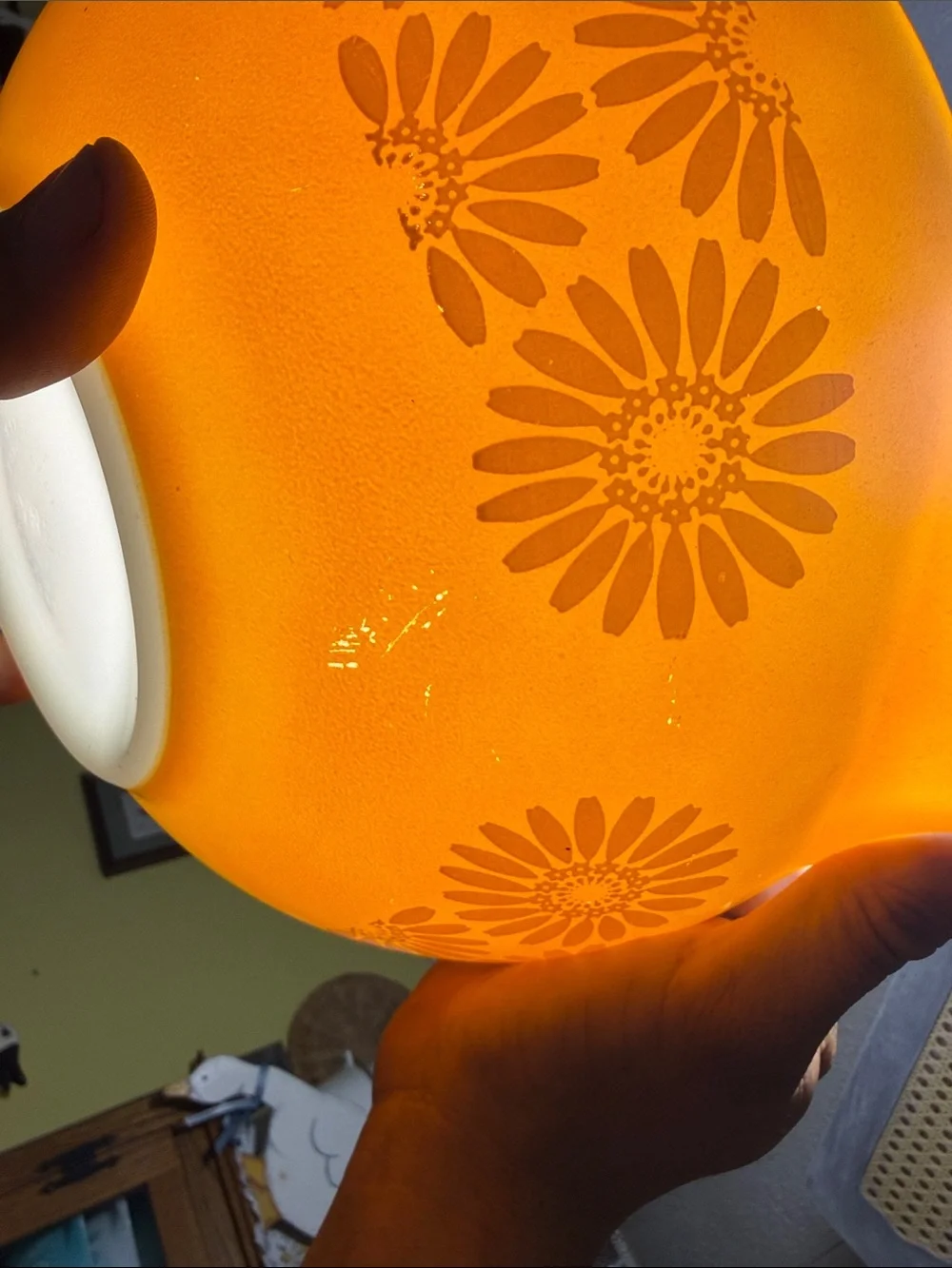 Pyrex euc glossy